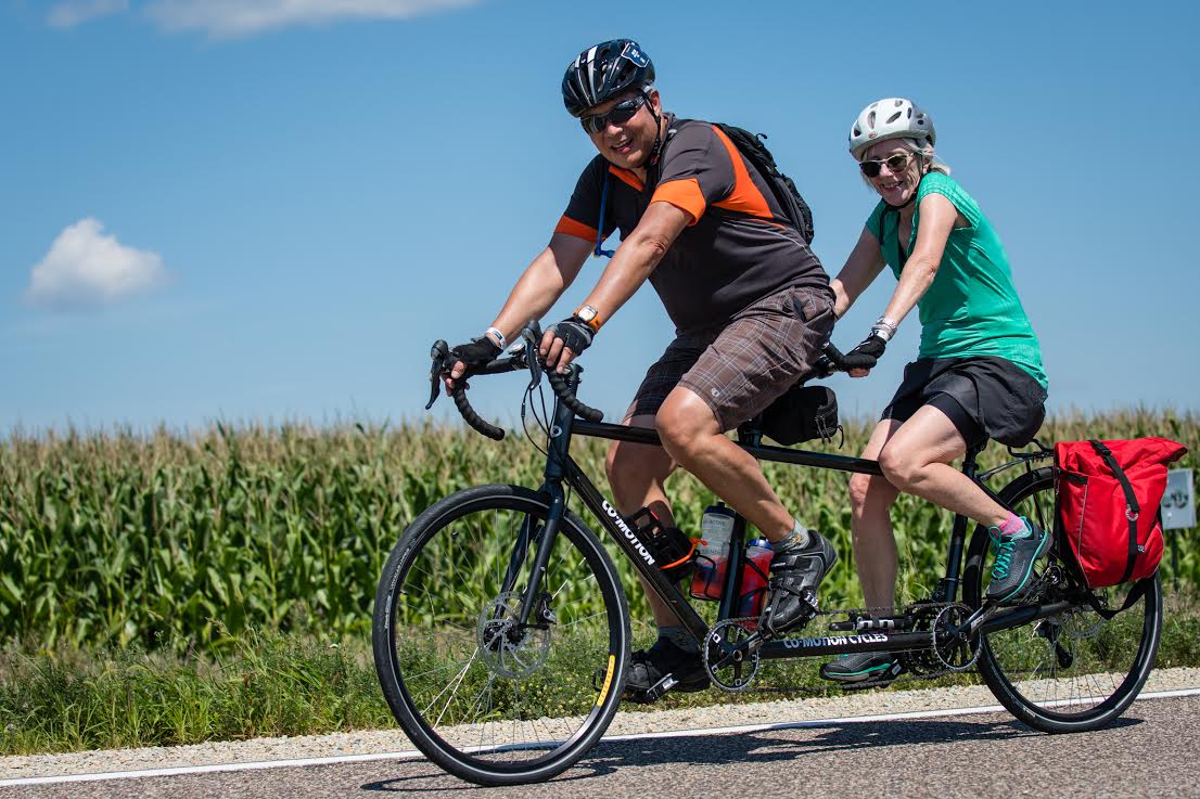 UMNCancer's tweet photo. Dr. Douglas Yee, Director of @UMN_Cancer, and his wife, Janet, enjoying the ride during #chainbreaker17! @thechainbreaker @HealthTalkUMN https://t.co/QBvh1CoW5J