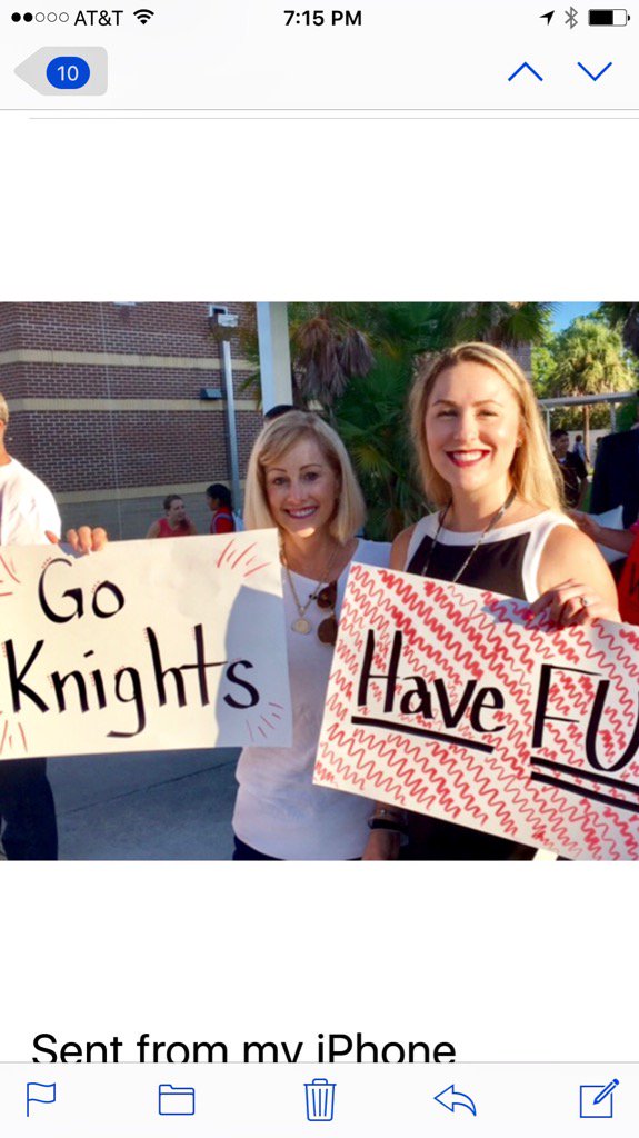 PersisSusan's tweet photo. What a great Welcome Back for the students at Holly Hill School! https://t.co/zNspYNkM7x