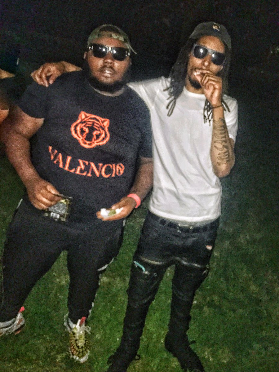 liltre_cnote's tweet photo. Lil Cuz 💉💯🙏🏽 #FamilyOvaEverything #EverythingRonimo @RichBoyyy_ https://t.co/721zwcmx9A