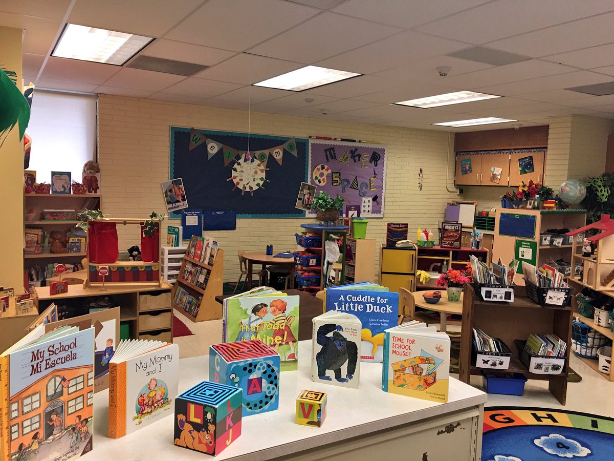 Tracey33331's tweet photo. Whooo's π¦π¦π¦ready for school?!? I ππ»am!!! #roomprep #centers #finished #1stdayready @morrisaveschool https://t.co/0xnDdVoeBr