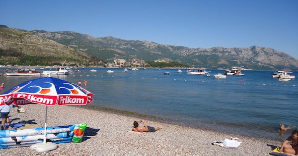 ConHeroHQ's tweet photo. #Europe in August #Travel https://t.co/sWkiYInLwB https://t.co/fzhOnb5Kew