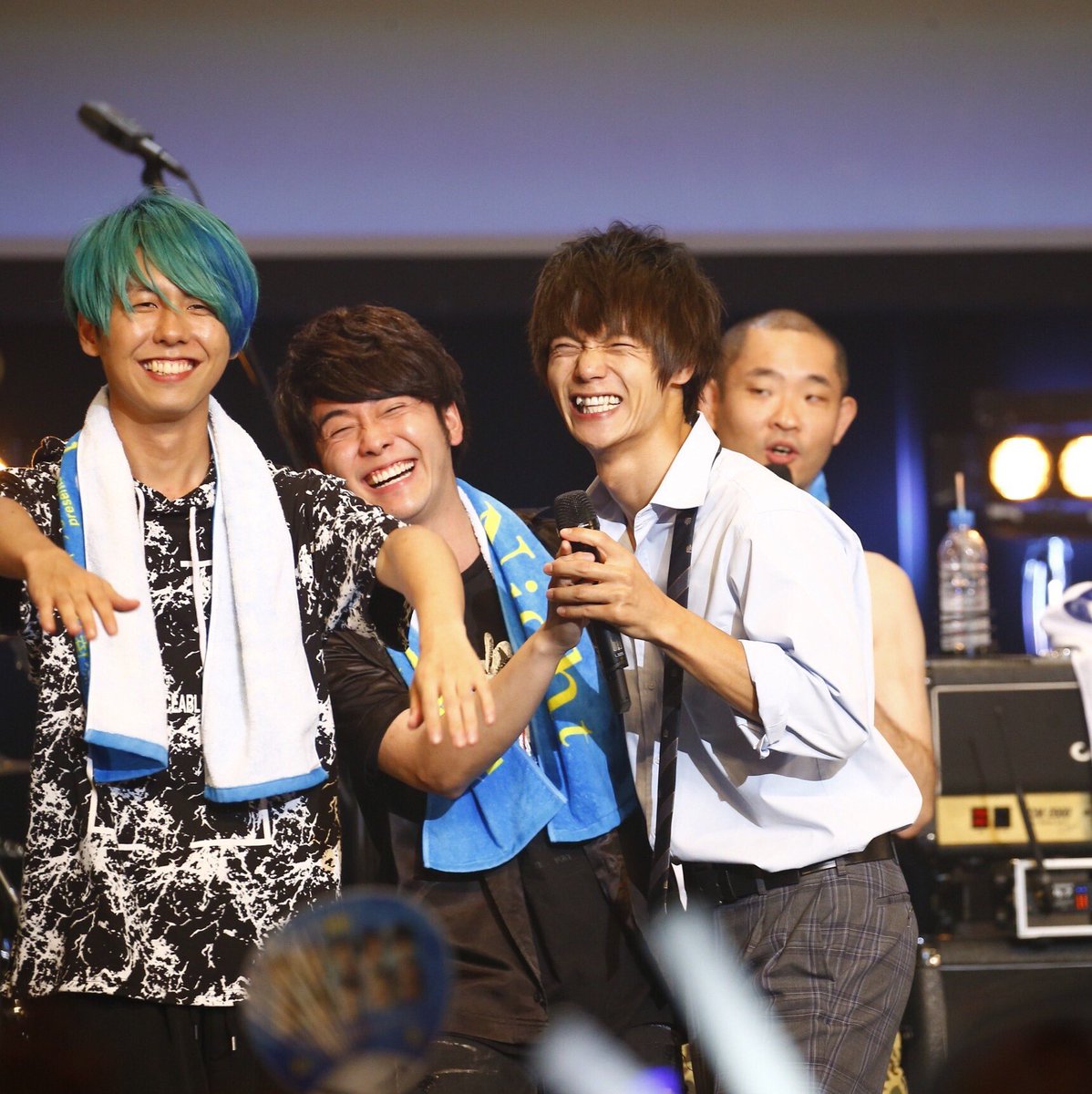 みんないい笑顔😄😁😆😀 特にもっくんと窪田くんの笑顔たまらん