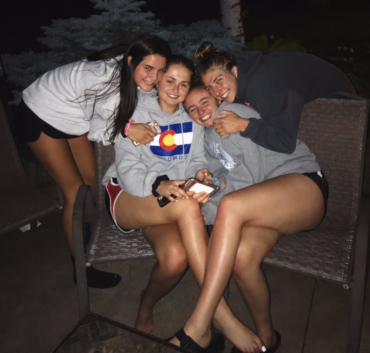 mollysilb's tweet photo. happybday LOVIE @avak44 thx for sticking w/ me through thick and thin😝blessed w/ all the amazing mems with you😻#bridgetsgone #barf #3way!? https://t.co/WnnFX6VdEM