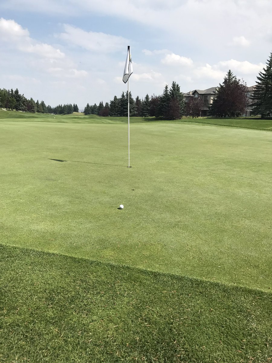 HoffsLive's tweet photo. Shots like this remind me why I made the investment into @pxg irons. Under 4 feet for eagle on a par 5 @HamptonsGolfC #easyEagle https://t.co/k1HhOWTdRC