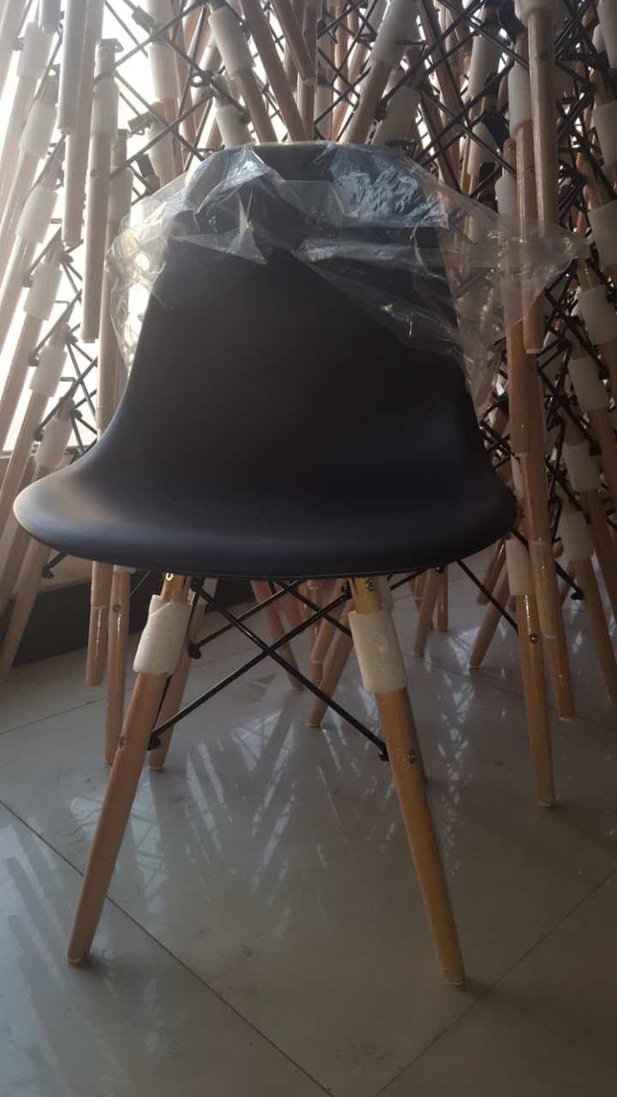 hbtsdora's tweet image. @ModernDesigner 
PP Eames Chair DSW $7.30 FOB XINGANG/pc
hbts-furniture.com