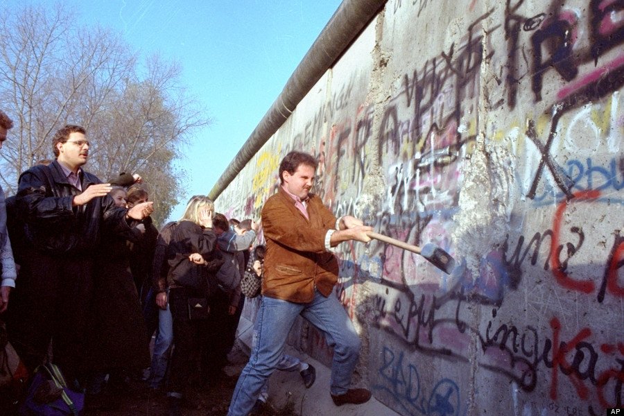 shannonrwatts's tweet image. To those upset about #Durham, reminder that East Germans physically destroyed the concrete representation of the oppressive border in 1989.