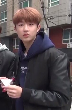 myteengotohell's tweet photo. Sit tf down minjun:
#마이틴 #MYTEEN #한슬 https://t.co/k53KtAAKO6