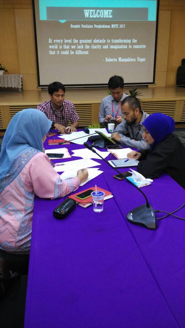 MARDIMassa's tweet photo. Langsung, Bengkel Penilaian Penghakiman MSTE 2017 di MTBIC anjuran MASSA bertujuan untuk memantapkan lagi MSTE 2017 #MASSA2017 #MARDIMASSA https://t.co/55z2mvt4nE