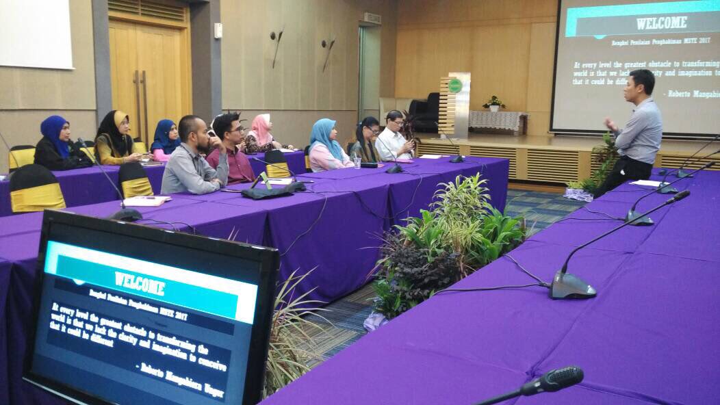 MARDIMassa's tweet photo. Langsung, Bengkel Penilaian Penghakiman MSTE 2017 di MTBIC anjuran MASSA bertujuan untuk memantapkan lagi MSTE 2017 #MASSA2017 #MARDIMASSA https://t.co/55z2mvt4nE