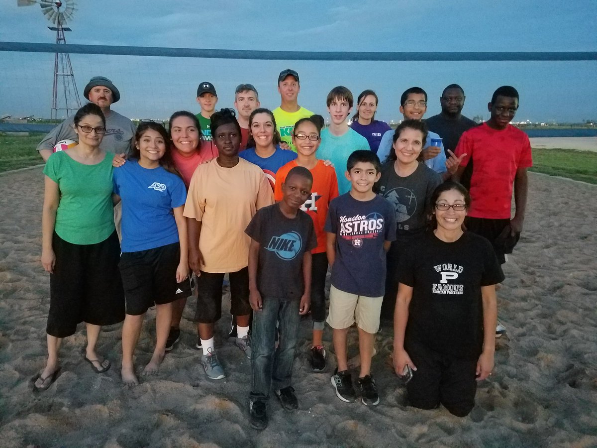 swbchurch's tweet photo. Great turnout at Family Volleyball tonight!
#swbcfamilies #thingstodoinmidland #swbcmidland #gameon https://t.co/F6PLORwrJ1