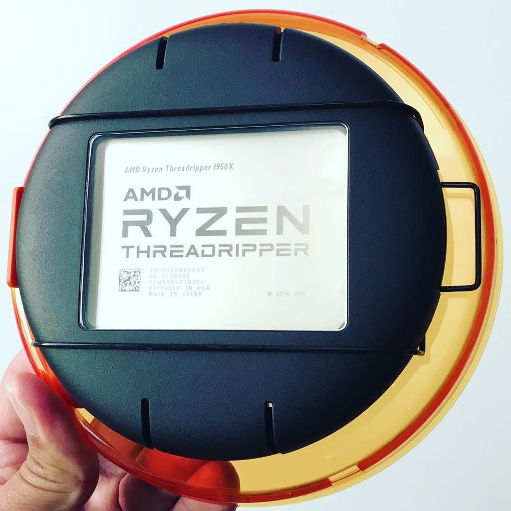 PCgeekinfo's tweet photo. Ryzen Threadripper 1950X 16 core monster. Check it out on my YouTube channel. @amd #ryzen #threadripper #pcmasterr… https://t.co/B9JHd8gup8 https://t.co/OzFHp69319