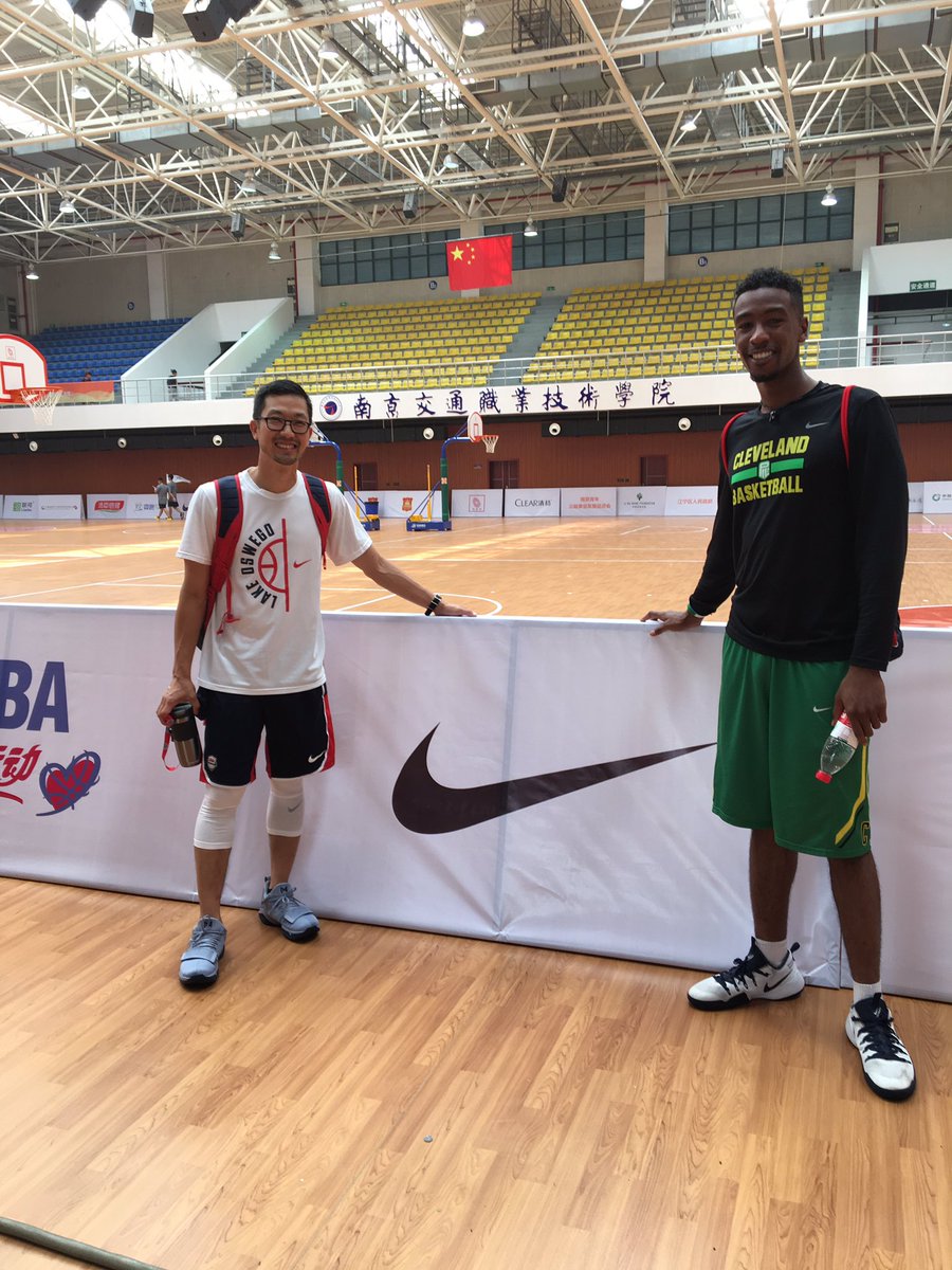 CoachCho's tweet photo. Great 1st clinic session at @YaoMing Foundation camp. The level of coaching &amp; play has improved each passing year. #YaoFoundation #NikeChina https://t.co/RrNbtKMIVT