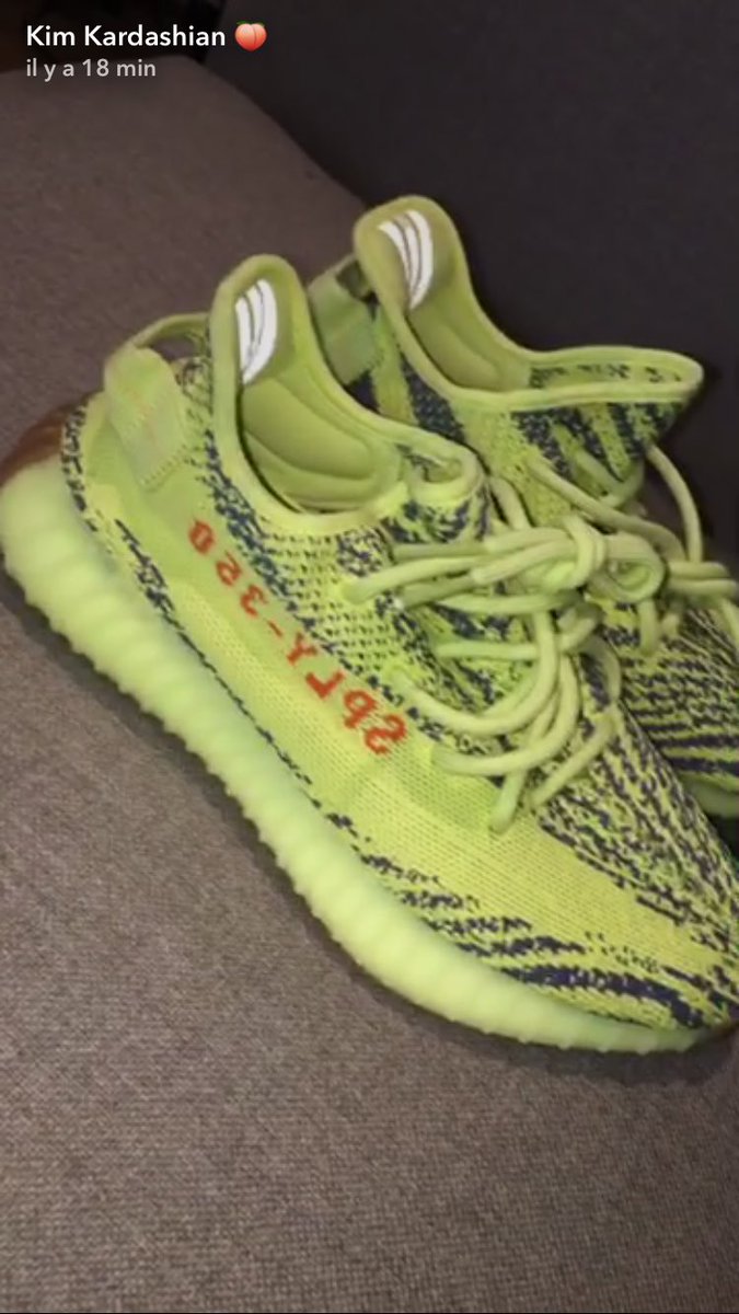 fake yellow yeezys