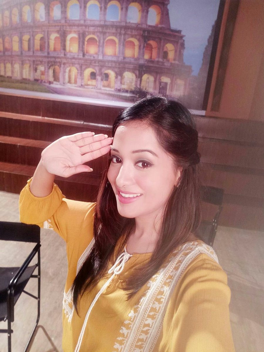 Happy Independence Day India 😊 #JaiHind   #IndependenceDayIndia #IndiaAt71 #happyindependenceday #india ❤ #pakistan