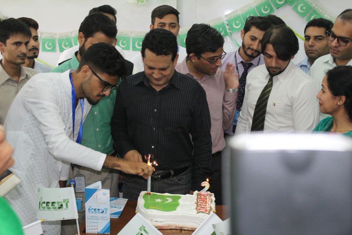 Iceest2017's tweet photo. Cake Cutting Ceremony Performed By @Iceest2017 
70 Years Of Freedom.Happy INDEPENDENCE Day !
#Pakistan
#ICEEST
#ICEEST2017 https://t.co/UOeCtRG3LL