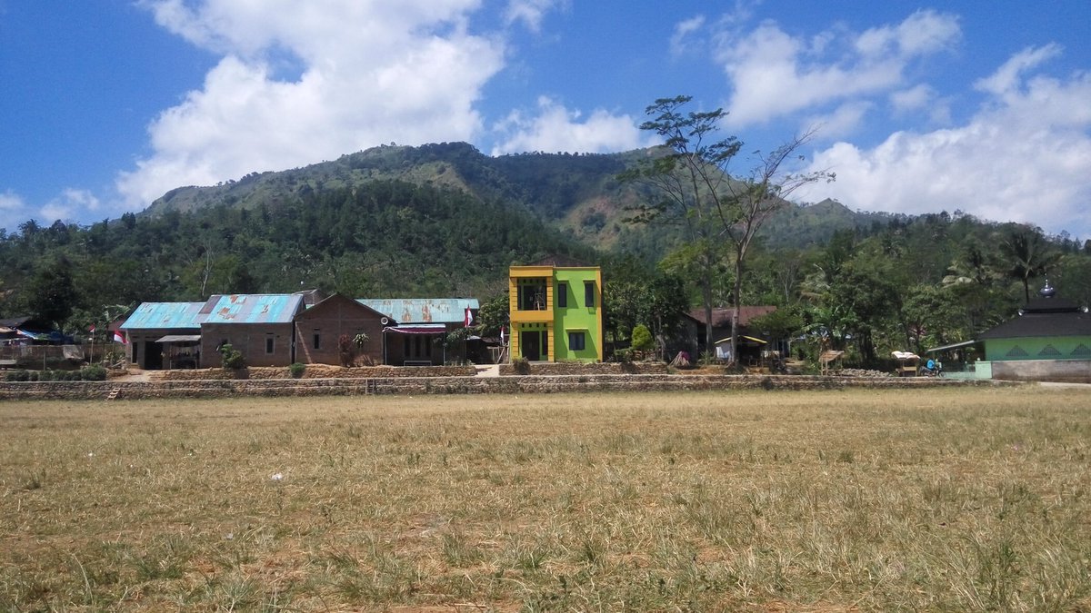 lapangan majalangu menuju final sepakbola antar desa hari ini