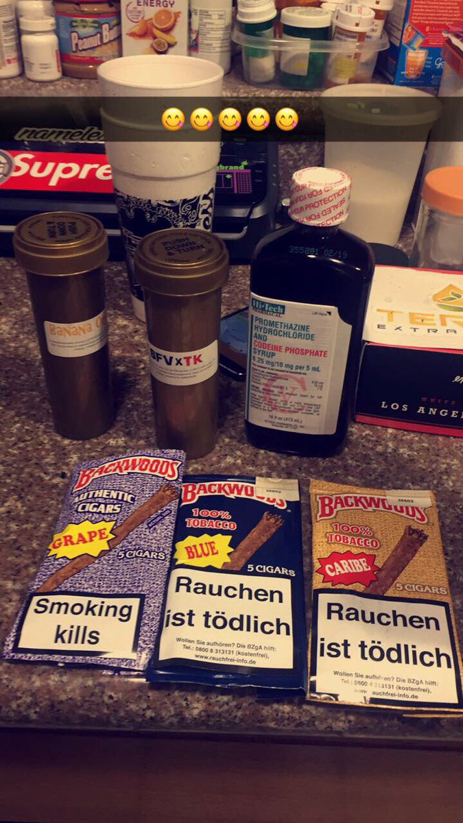 kidgrabba47's tweet photo. RARE SMOKE π€ππ― FOREIGN BACKWOOD WAY #leantype #rarewoods #backwoods #hitech https://t.co/Uwc8ZTXYX6