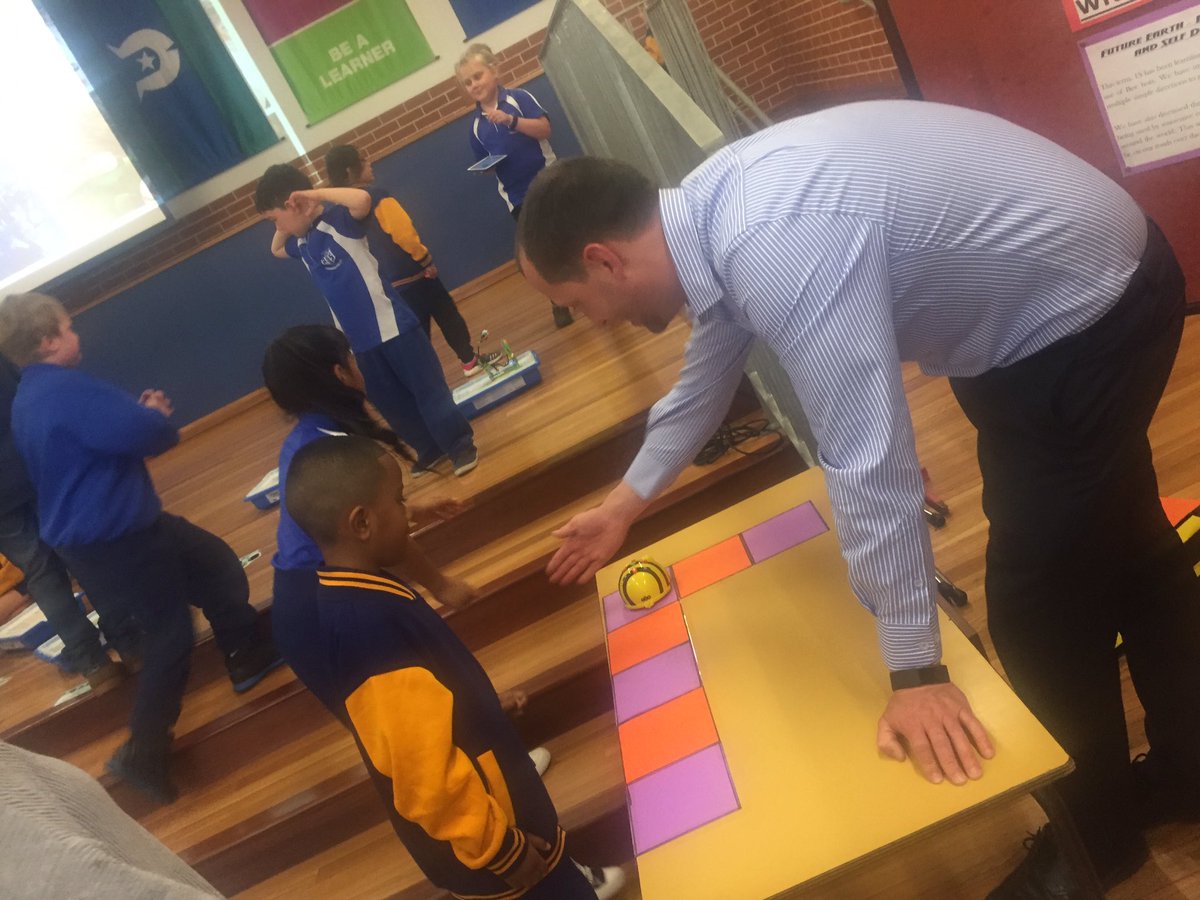 Students &amp; parents engaged in great science activities <a href="/CampbelltownEPS/">CampbelltownEastPS</a> Science Fair <a href="/cook_janene/">Janene Cook</a> <a href="/KimPearce3/">Kim Pearce</a>