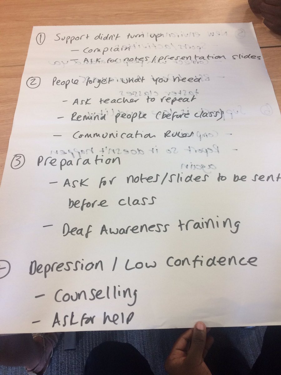 DCAL_UCL's tweet image. Groups talk abt barriers they could face at university &amp;amp; how they can overcome these barriers, led by @TobyLinton @katerowley0 #UCLsummer17