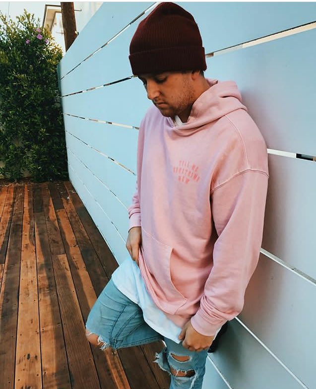 favepersxons's tweet photo. Corey la barrie || youtuber @coreylabarrie https://t.co/NWDuaYr1zU