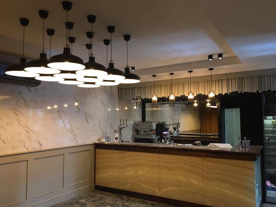CGInstallations's tweet image. New lighting installation to restaurant in Essex #restaurantlighting #privatedining #comerciallighting #eletricalinstallation #refurbishment