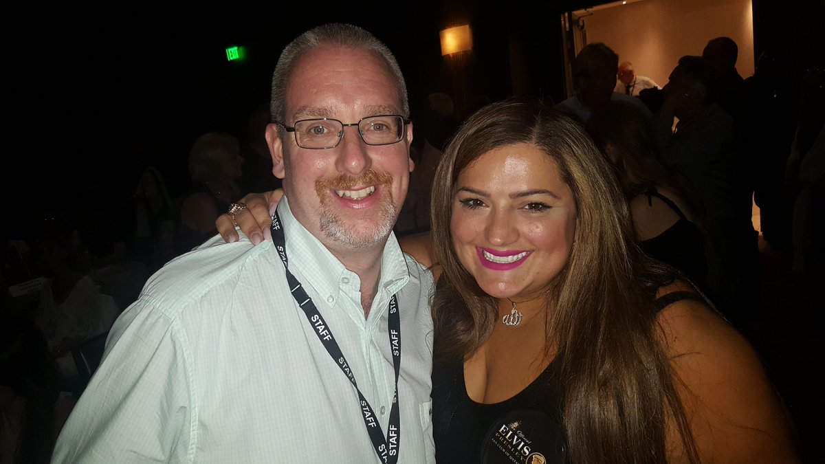 Such a great time we had at the Gala hosted by Strictly Elvis UK. Thanks Neil, Rebecca and everyone else there!