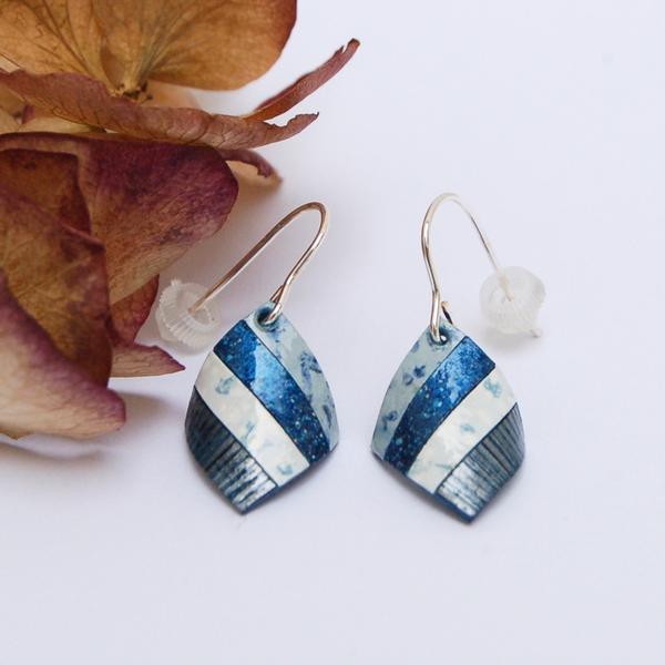 CraftLeeds's tweet photo. New fab #jewellery arrivals today from #circleanddash @hilarybravo2 both vibrant in #colour & #design #summer #fashion #summerstyle #leeds https://t.co/3JvKijOfZ6