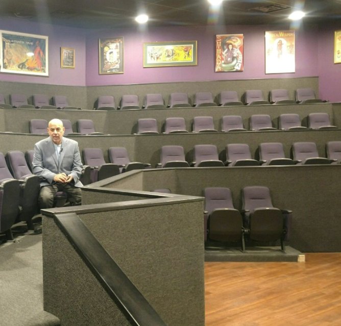 Watch Marty and Danny on PHL17 as they show off their magic skills &amp; chat about the Smoke &amp; Mirrors Magic Theater! phl17.com/2017/08/14/the…