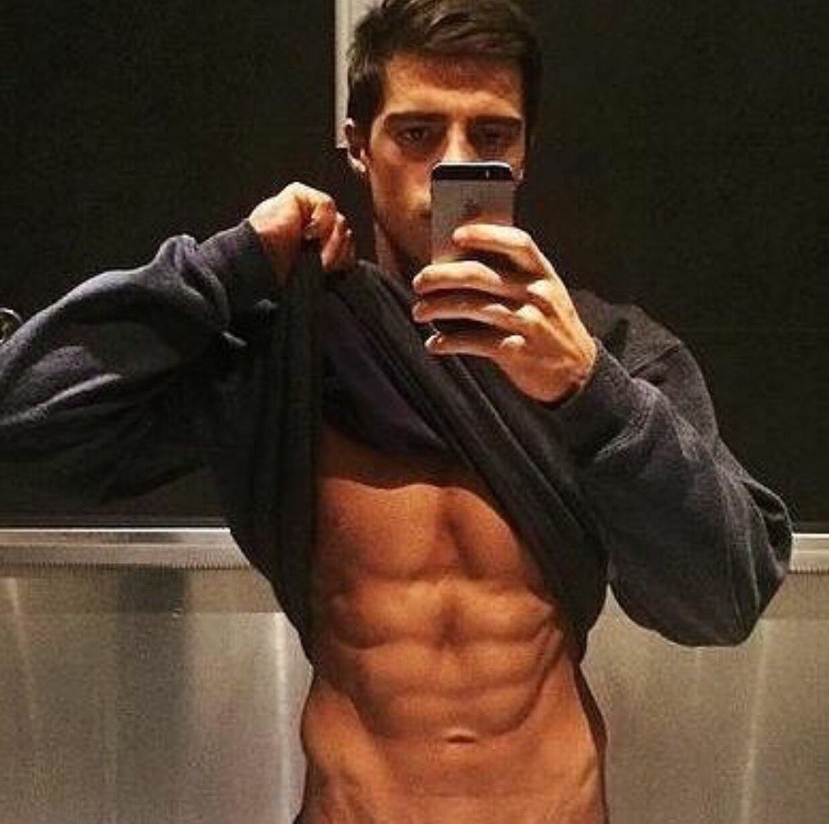 DrWillMurphy's tweet photo. Back to this soon :) comp season coming up! https://t.co/U8CzKYLTv3