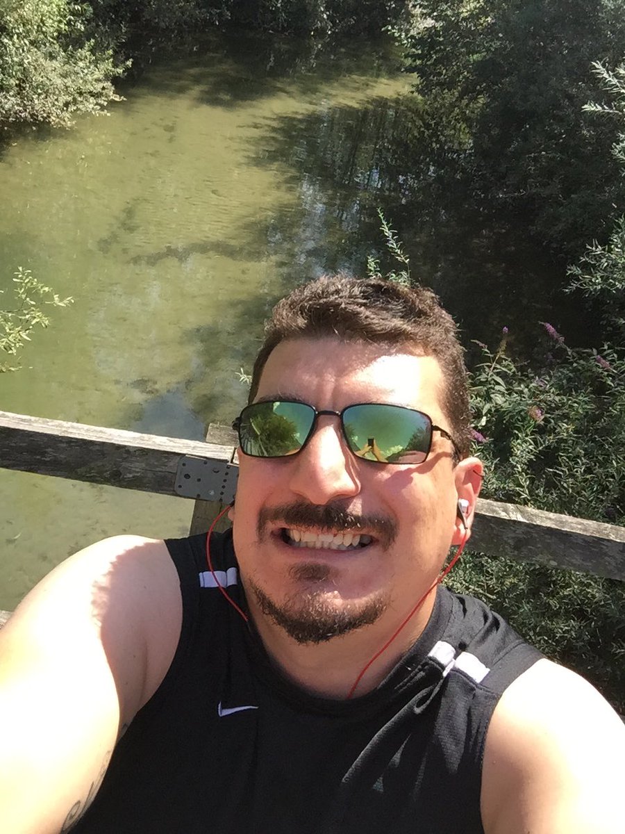 Franco_Boxer_'s tweet photo. #correre #nuova #vita #tornato in me stesso sto bene e sta volta davvero #grazie #King #CasaKing https://t.co/HZDjs09xl1