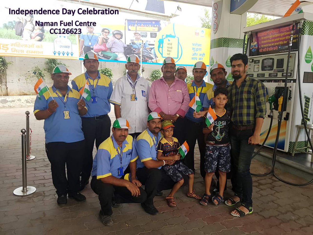BPCL_Jodhpur's tweet photo. क्योंकि दिल है हिंदुस्तानी.. #IndependenceDayIndia fanfare celebrations at @NamanFuelCentre

@bprajstate @PeethambaranT @singharunbpcl https://t.co/ddEgUNHir3