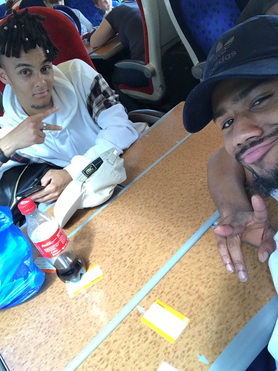 5AfterMidnight's tweet photo. Me and Nathan on our way to @HDI_DanceCamp https://t.co/gBk1sxxPgf