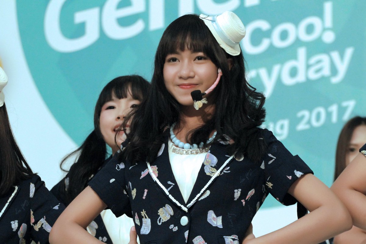 jampangTM's tweet photo. @SCOfficial_Rara | Shojo Complex | Acer Day 2017 https://t.co/HwqPobgkyn