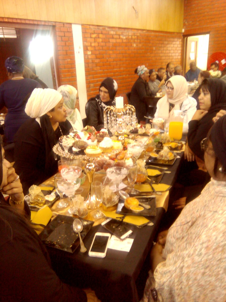 WoodlandsPrimSA's tweet photo. @LHSWoodlands @LarbertHigh Woodlands Primary had a succesfull day hosting their High Tea 12 August.. Parents had great fun... https://t.co/4sE8wh4vz5
