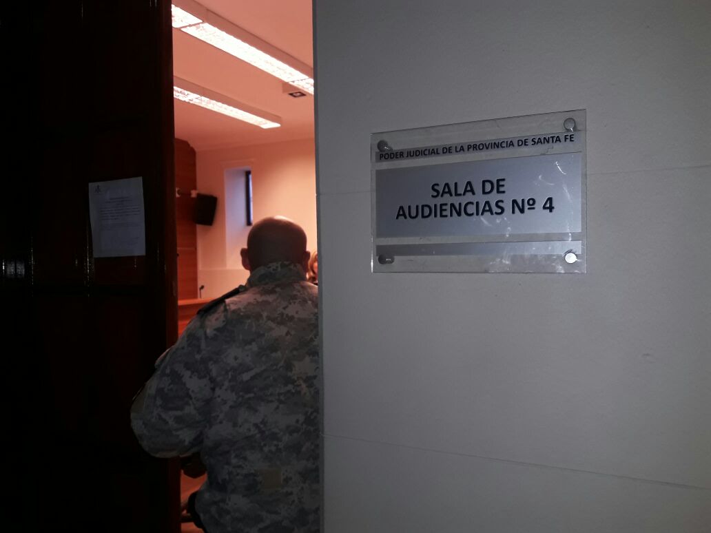 SolPlay915's tweet photo. Hace instantes imputaron al detenido por el crimen de #PabloCejas https://t.co/BuhlJqRhuH