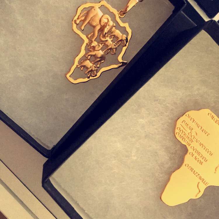 SFJEWELLERRY's tweet photo. Elephants the win! Shop our Africa collection today  #SFBAE https://t.co/Nc0vUEdbpM