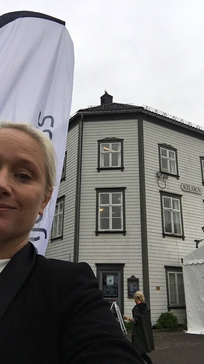 MediaasMaria's tweet photo. Arendal! #arendalsuka2017 https://t.co/1l8OXyU1xx