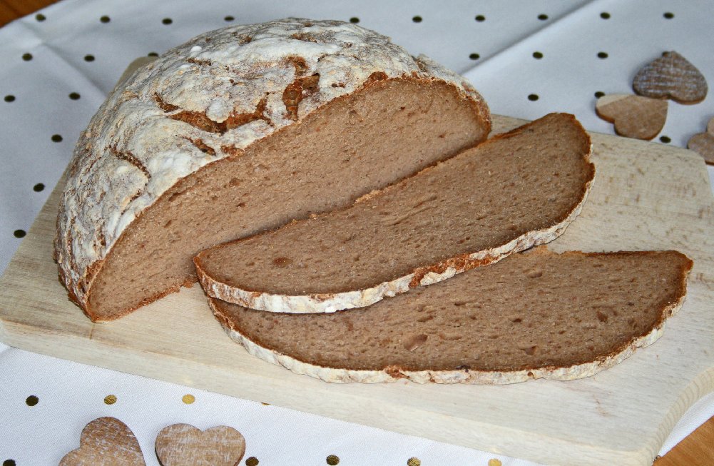 Frisches Kastanienbrot - immer ein Genuss! Hier das Rezept: rezepte-glutenfrei.de/?p=6562