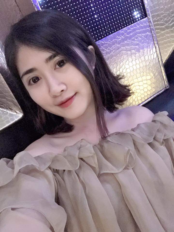 Jadilah pacar yang seperti beha selalu didada dan dekat dihati
Jangan jadi seperti kolor cuma deket diselangkangan