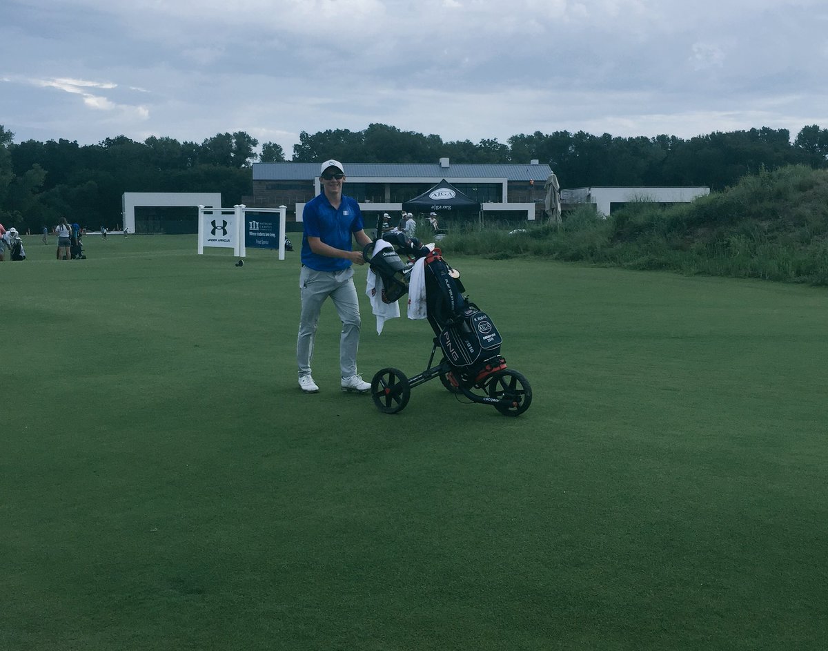 Rodrigo Rodas has teed off!  He is set for a good day! #UAJordanSpieth <a href="/AJGAGolf/">AJGA</a> @joeyjimmclean