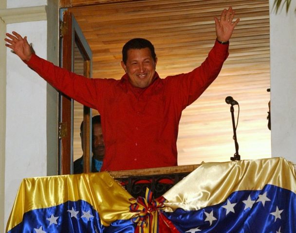 PescalbaOficial's tweet photo. #EFEMÉRIDES:  15 de agosto del año 2004. Hace 13 años Venezuela ratificó al presidente Chávez. https://t.co/MXKe2rkr5a