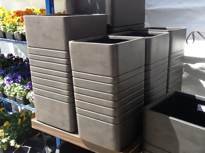 4flowerFirst's tweet photo. Large urns are in stock, ready to fill with beautiful plants. #planters #urns https://t.co/4T7zBZgnad