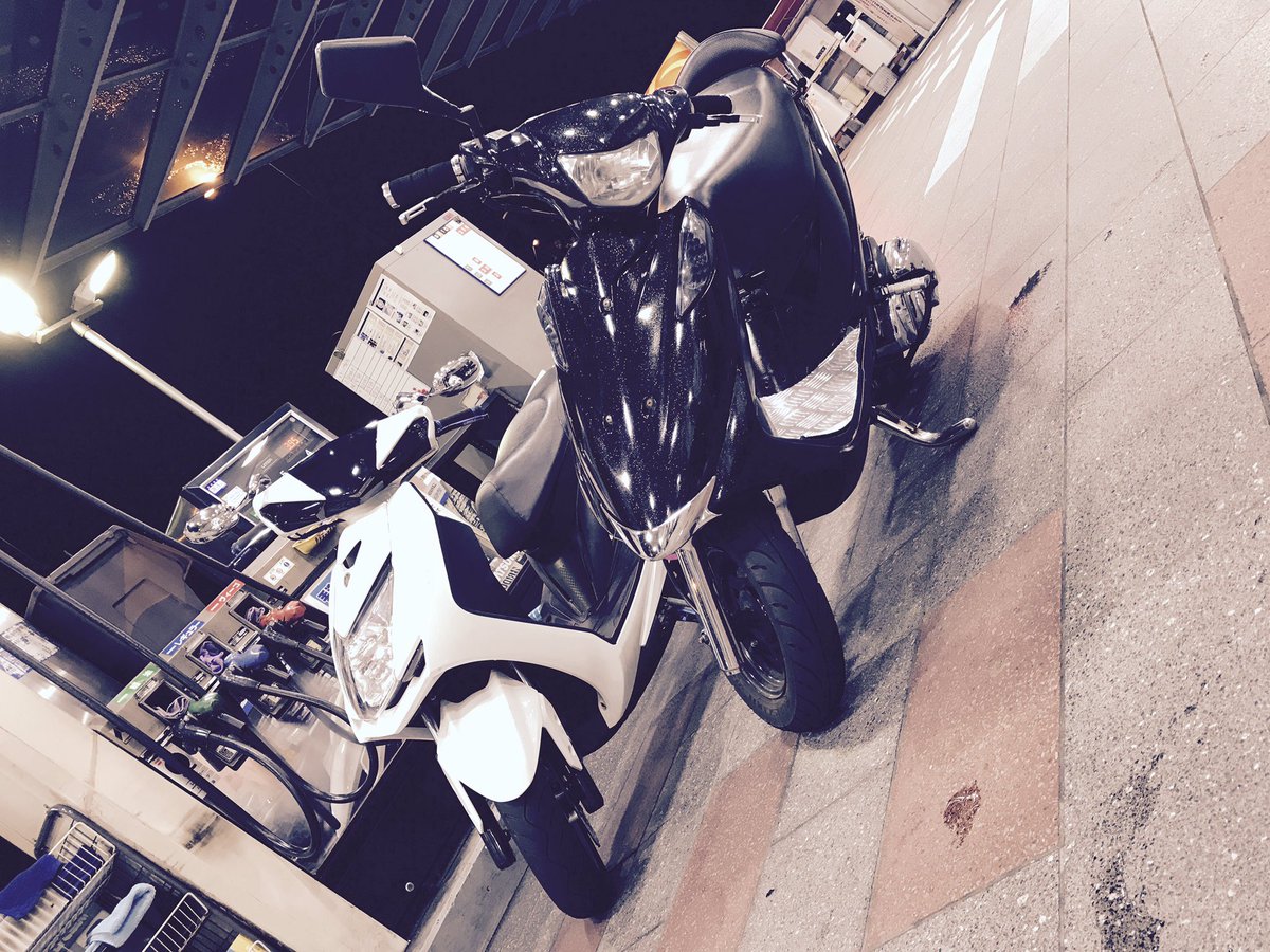 mmmm1219mmmm's tweet photo. ごめんねシグナス…
今年で4台目もう免許証返そうかな😑
金貯めて4型の新車買お😁😁😁😁😁😁😁😁😁😁😁😁😁😁😁😁😁😁 https://t.co/YJF1mpBc6b
