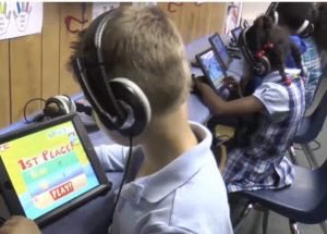 TWTAudio's tweet photo. We 💛 our teachers! Take a read as @HartEdTech #reviews our #headsets: https://t.co/k9vQ9y92vg #edtech #ithinkwrite #edchat #Audio https://t.co/0mNoBWc8xG