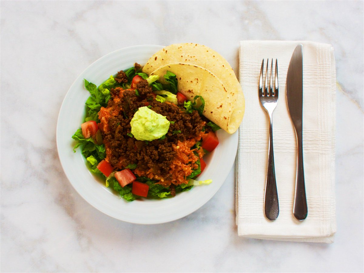 GalleyBaltimore's tweet photo. Try our new staff favorite: seasoned ground beef paired w/Mexican cauliflower "rice", fresh tomatoes, spinach, and dairy-free avocado crema. https://t.co/ZmONSyD1XB