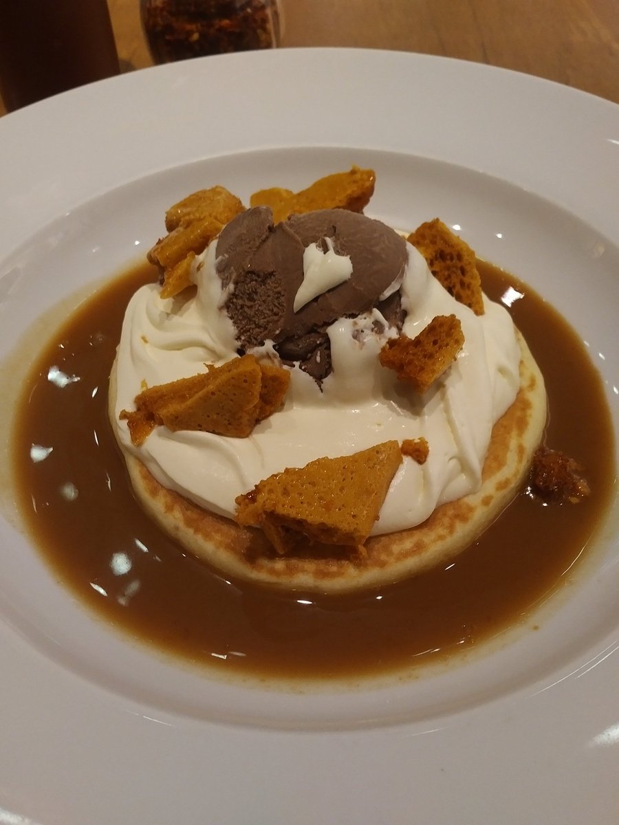 ani_manga_craze's tweet image. If I have only one reason to come back to Jakarta, it would be this #pancious #jakarta #senayancitymall #simplepleasures