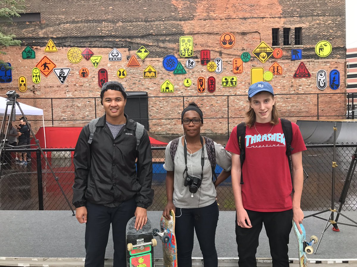rooprajfox2's tweet photo. Skate boarders in #Detroit waiting for the one and only @tonyhawk to show off his moves before they show off theirs at the new park! https://t.co/QQcXpaG4oS