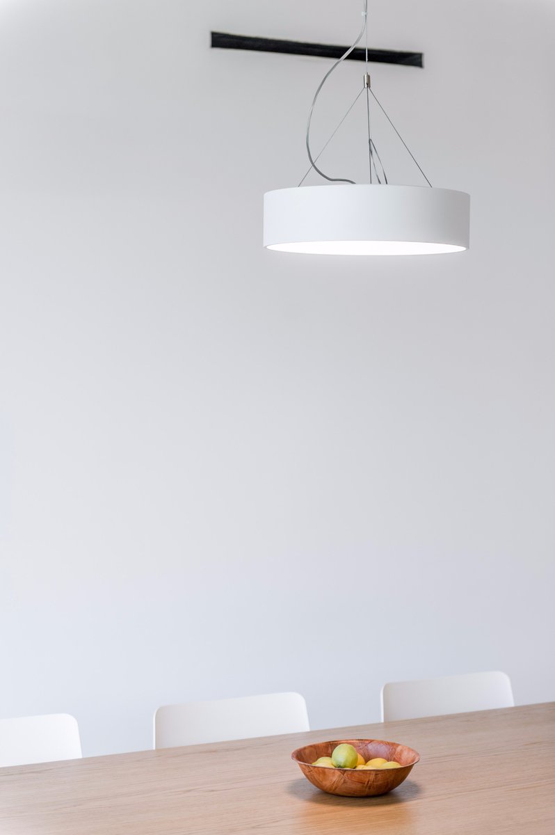 FoldesArchitect's tweet photo. Get inspired by the #still #life in the #blackandwhite #house on @worldarchitects

https://t.co/0kfJp8tQKP

#architecture #Residential #home https://t.co/OosJLmw28W