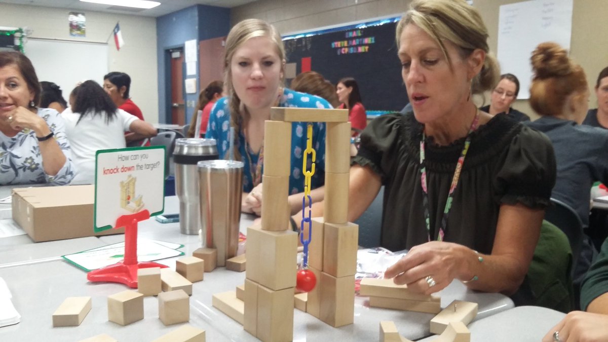 HarrisonKClass's tweet photo. Exploring force and motion during PD week #robisonspirit @kastorkinders @MsWallisPPCD https://t.co/gyJg3lV2dj
