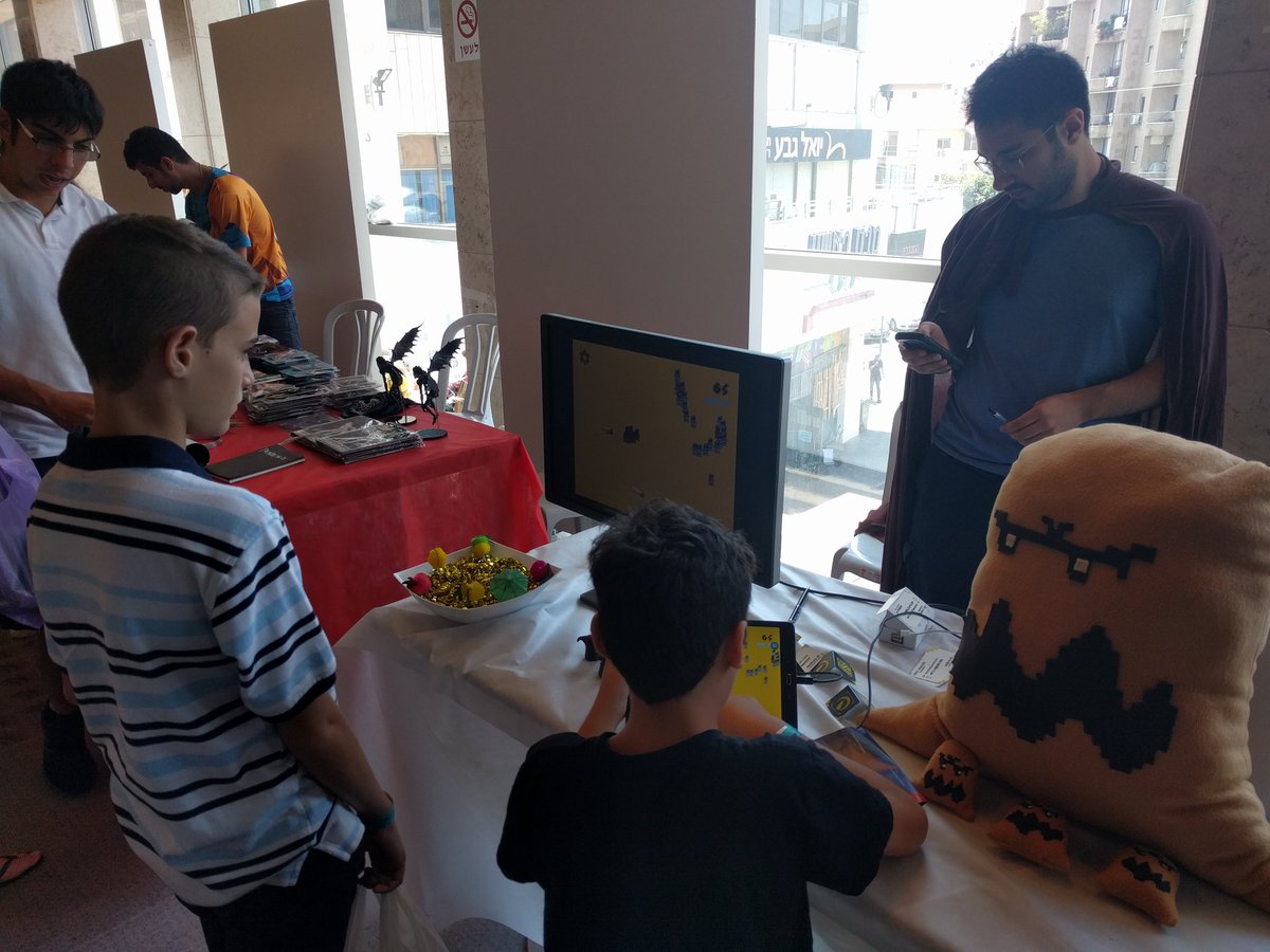 MoraleDevStudio's tweet image. Our booth at the Israeli Esport championship!
Having a lot of fun, if you&apos;re around come and say hey!
